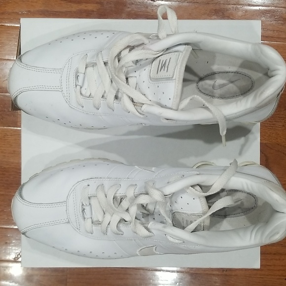Nike Shoes - 👟Womens Nike Shox Size 9.5